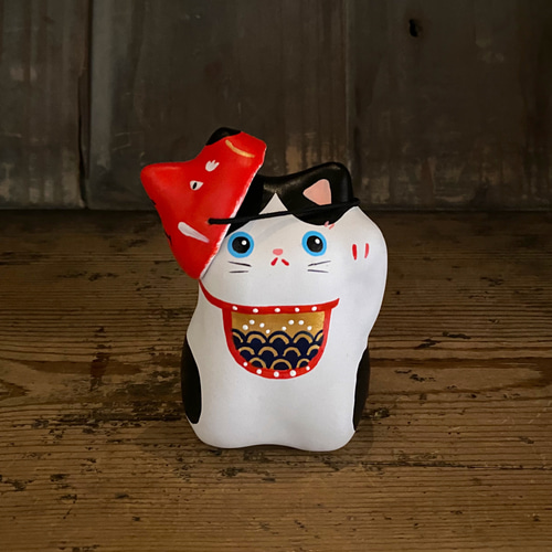 お面をつけれる招き猫(白黒ハチワレ) 招き猫 シマハリコ 通販 16563739