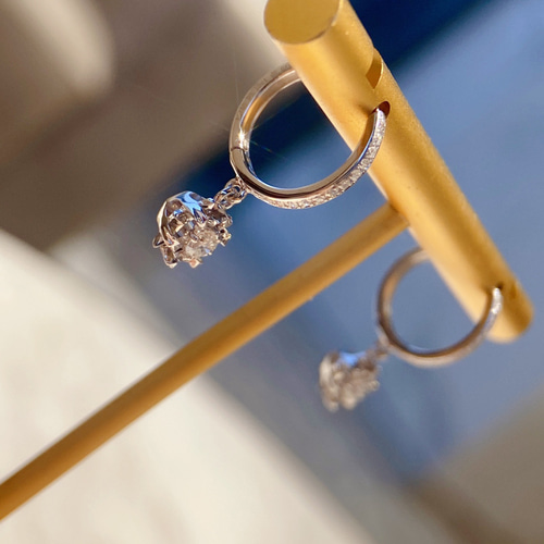 天然ダイヤモンドピアス0.31ct k18 ピアス（フープ） パール