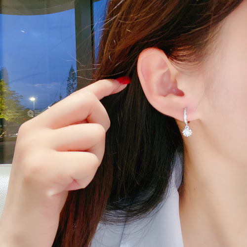 天然ダイヤモンドピアス0.31ct k18 ピアス（フープ） パール