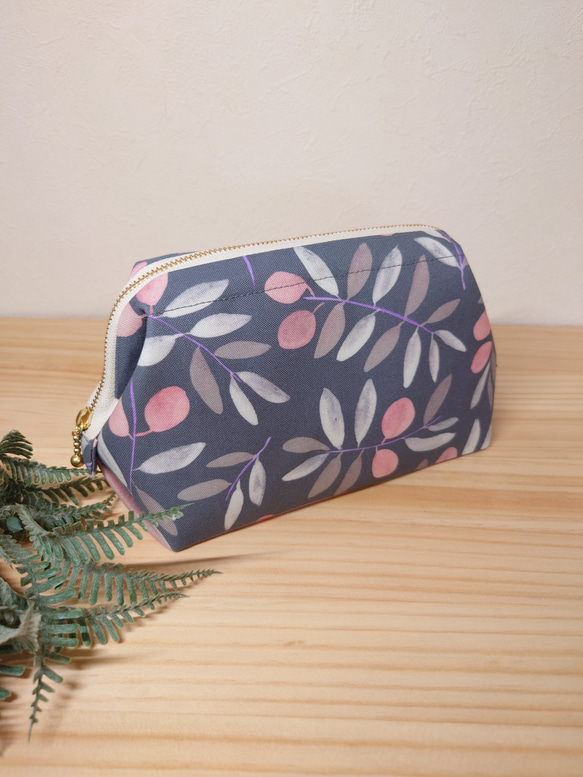 大きめしっかり＊ワイヤーポーチ  [内ポケット付き] olive＊グレイッシュネイビー オリーブ 1枚目の画像