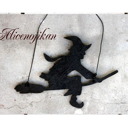 ハロウィン　フライング魔女　S　(Halloween インテリア　木製オーナメント　ショップディスプレイ) 3枚目の画像