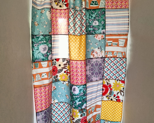 アンティークリネンラミー パッチワークペイント カーテン 大きめ　ブロカント アンティークリネンラミー パッチワークペイント カーテン 大きめ