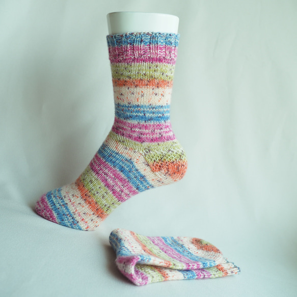 手編みの靴下&指なしミトンセット（Lanagrossa）シルク混 3枚目の画像