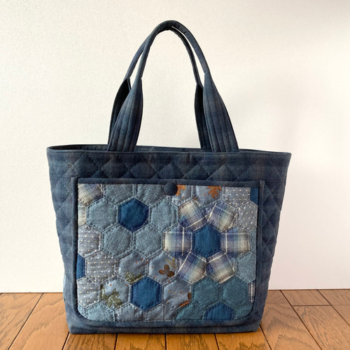 大型(青)のパッチワークキルトバッグ トートバッグ lilla* 通販 大型(青)のパッチワークキルトバッグ トートバッグ lilla* 通販