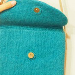 【SALE】羊毛フェルト ポシェット wool pochette ショルダー バック シンプル かわいい　ストラップ 15枚目の画像