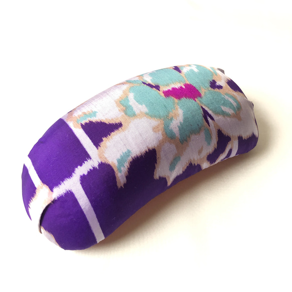 レトロな帯枕・帯板・仮紐・収納バッグセット　銘仙　青紫地にうす灰青の花 5枚目の画像