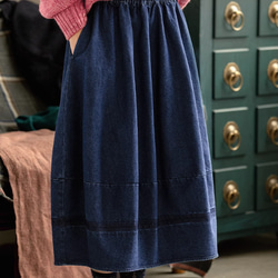 着まわしやすいデニムスカート  バルーン型スカート 1枚目の画像