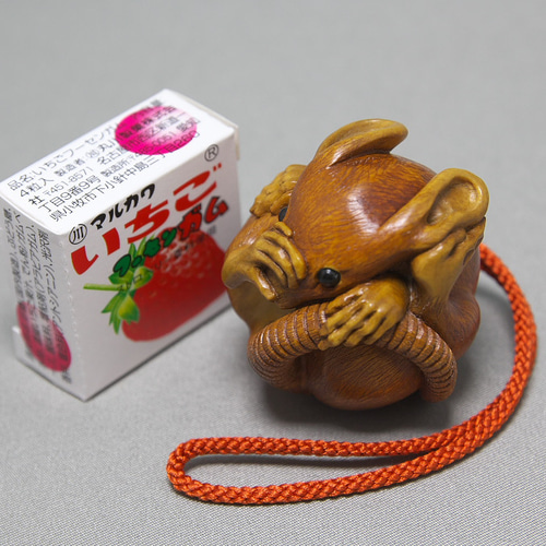 根付】丸鼠 / まるねずみ（御蔵島産 黄楊材 使用） 和装小物（帯・半襟