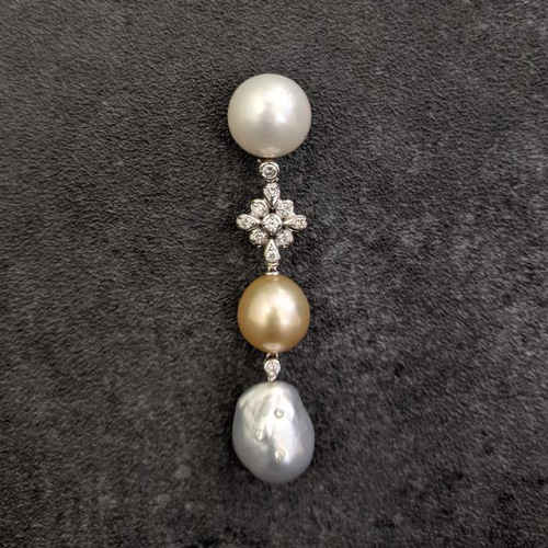 白蝶真珠タイニーピン・ペンダント / K18WG ネックレス・ペンダント  