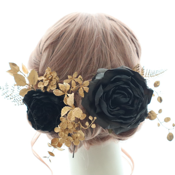 髪飾り　薔薇　黒　ゴールド　黒バラ　ブラックローズ　結婚式　ウェディング　成人式　ブライダル　ヘアアクセ　ヘッドドレス　 1枚目の画像