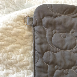 Mサイズ　kumasanグレー　母子手帳ポケットくま ポーチ　母子手帳ケース　b6サイズ用 2枚目の画像