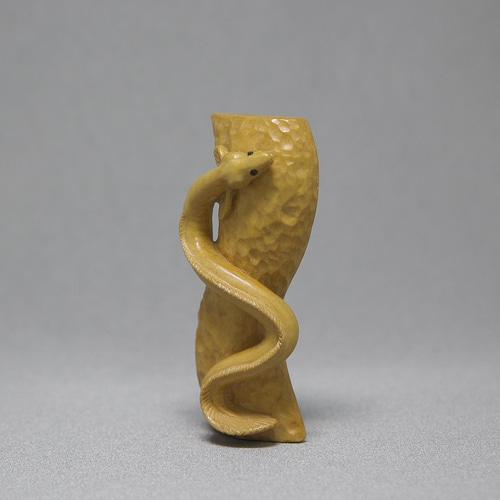 チンアナゴ　木彫ブローチ等 一位一刀彫師がデザインしたブローチ 森の仲間たちシリーズ 5種から