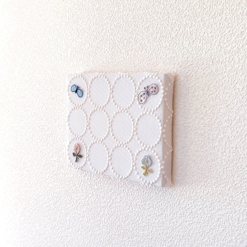 ファブリックパネル ミナペルホネン タンバリン チョウチョ スキップ