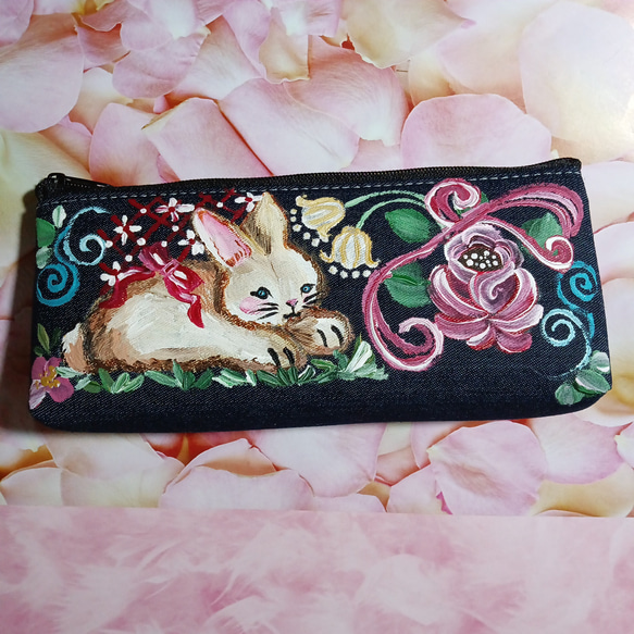 デニムペンケース トールペイント ウサギ 手書き ハンドメイド 赤薔薇