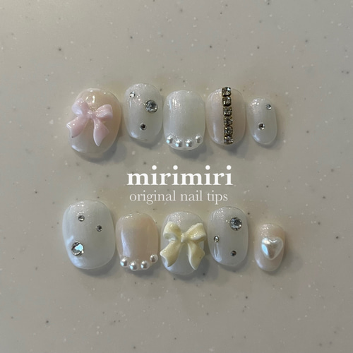 121 〗ネイルチップ フレンチガーリーネイル ストーンネイル ビジュー  