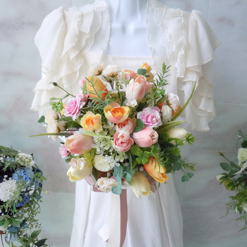 ◇チューリップ＆ラナンキュラスのクラッチブーケ＊パステルカラー