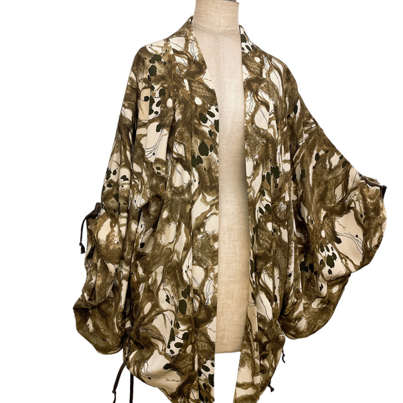 秋色カラー 子慣れ感抜群! アイレットタック アンティーク羽織り男女兼用  着物リメイク 茶系 5904 4枚目の画像