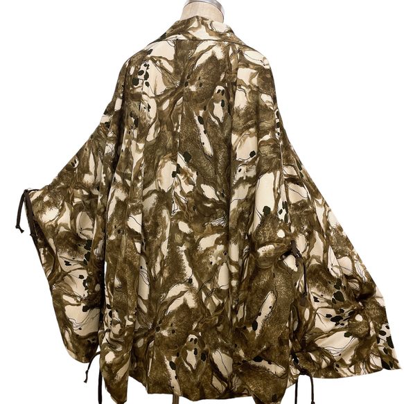 秋色カラー 子慣れ感抜群! アイレットタック アンティーク羽織り男女兼用  着物リメイク 茶系 5904 8枚目の画像