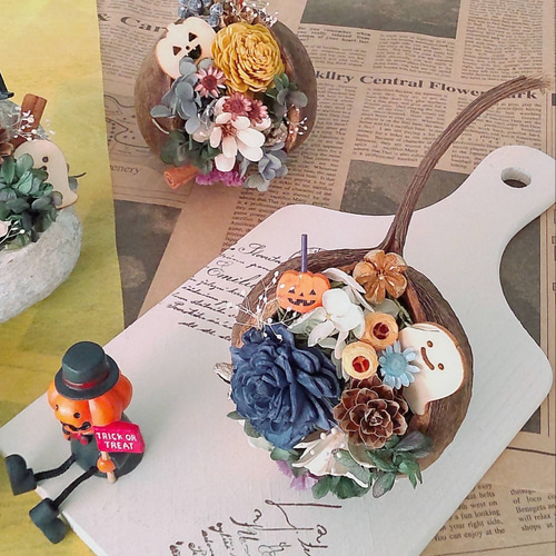 受注制作】幸せの木の実☆ハロウィンブッダナッツアレンジとベルカップ  