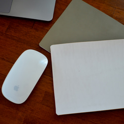 本革シックなホワイトのレザーマウスパッド　タンニンなめし革　デスク周りにレザーを 4枚目の画像