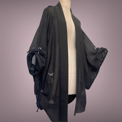 子慣れ感抜群!アイレットタック 黒羽織り 和装 男女兼用  レトロ 着物リメイク ブラック 5905 5枚目の画像
