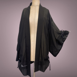子慣れ感抜群!アイレットタック 黒羽織り 和装 男女兼用  レトロ 着物リメイク ブラック 5905 11枚目の画像