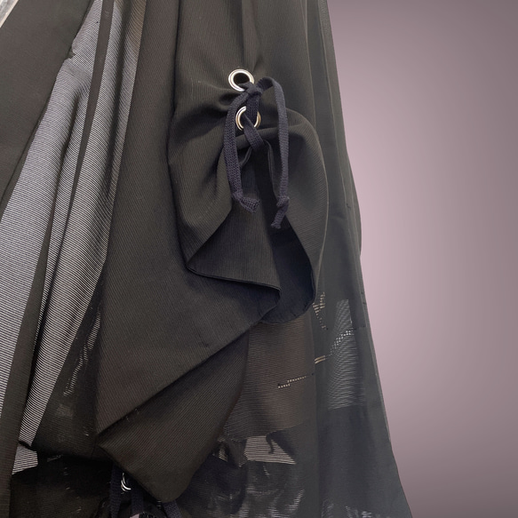 子慣れ感抜群!アイレットタック 黒羽織り 和装 男女兼用  レトロ 着物リメイク ブラック 5905 12枚目の画像