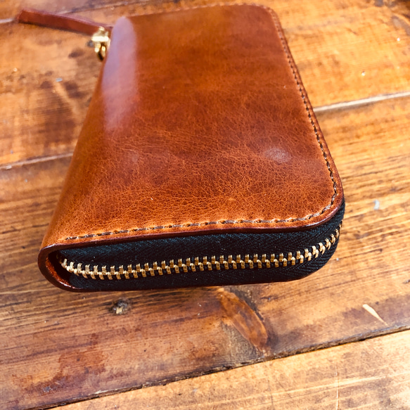 ラウンドジップウォレット 長財布 ラウンドファスナーウォレット ^^ シミ