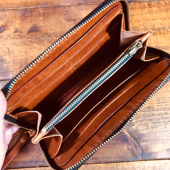 ラウンドジップウォレット 長財布 ラウンドファスナーウォレット ^^ シミ