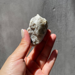 情熱の石【母岩付き ガーネット】鉱物 天然石（143g）Garnet 柘榴石 8枚目の画像