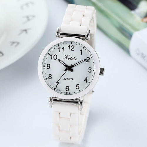 ☆*:プレゼント☆時計 *ハンドメイド クルチュアン】カラフルでシンプルな手作り腕時計｜シーブレーン