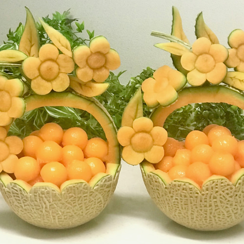 特別なプレゼントにメロンのフルーツバスケットを！【オーダーフルーツ