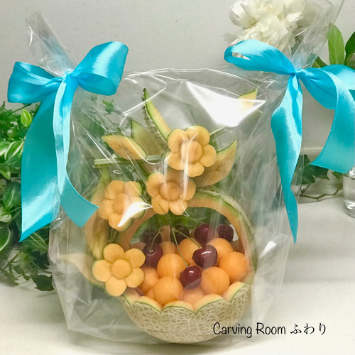 特別なプレゼントにメロンのフルーツバスケットを！【オーダーフルーツ