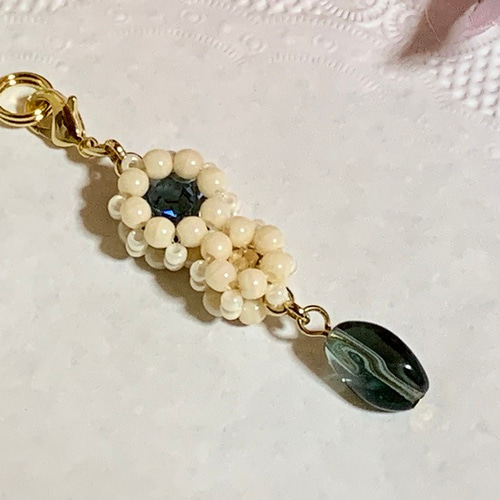 スワロフスキー ビーズチャーム usaco様 おまとめ9点✩.*˚ スワロフスキー ビーズチャーム usaco様 おまとめ9点