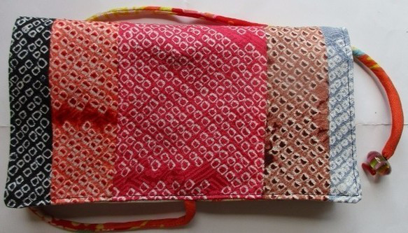 ７３５２　絞りの羽織で作った和風財布・ポーチ　＃送料無料 3枚目の画像