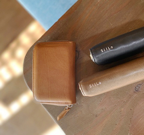 カードが沢山入るのが嬉しい！コインケースもガバっと開いて見やすいミニ財布。【日本製】