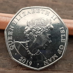 レア　マン島　エリザベス女王の50ペンスコイン 2019年 ティンカーベル  TINKERBELLのデザイン 2枚目の画像