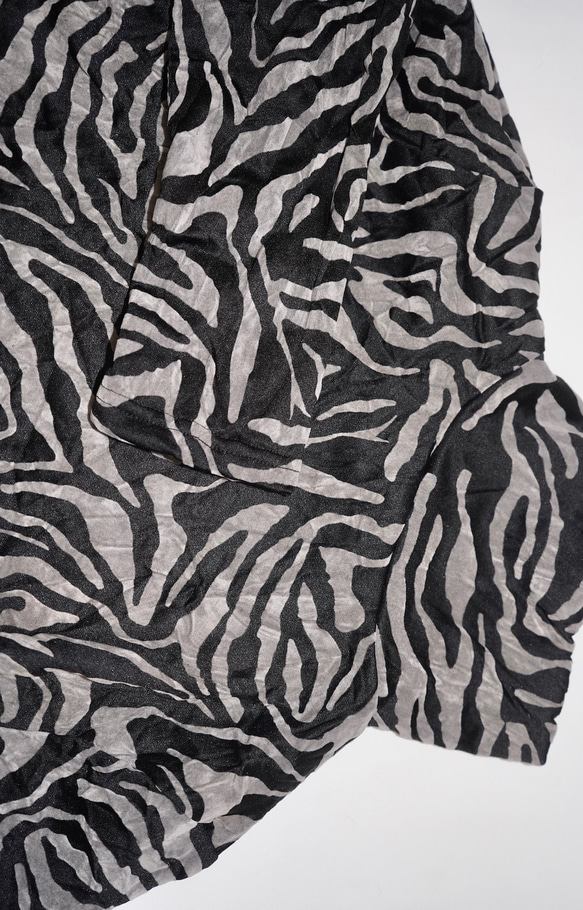 Zebra Pattern High-Neck Tops (grey) ニットトップス グレー 灰色 カジュアル 5枚目の画像