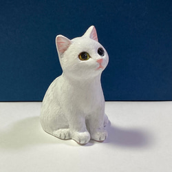 オッドアイの白い猫(猫の置物) 14枚目の画像