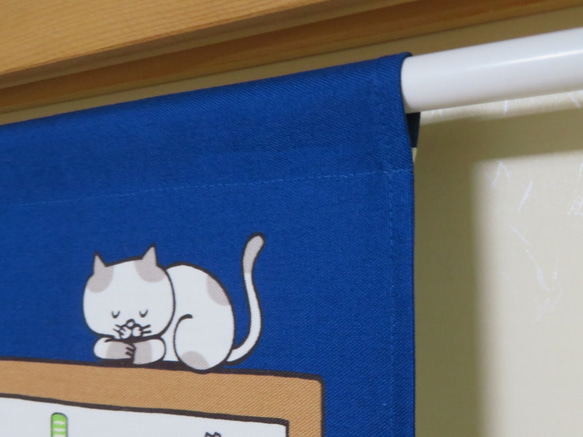 【完売御礼】「白くまくんのキャンプだホイ！」「本棚暮らしの猫さん」 5枚目の画像