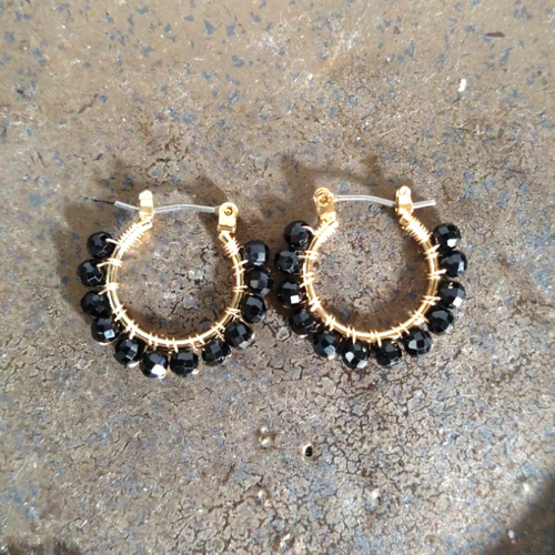 天然石ブラックトルマリンのフープピアス ピアス（フープ） minamirin 