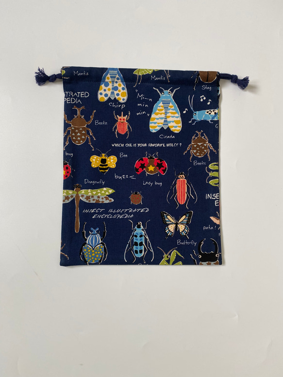 昆虫柄☆こどもエプロン100〜110サイズ、三角巾、巾着の3点セット 8枚目の画像