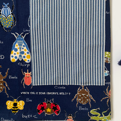 昆虫柄☆こどもエプロン100〜110サイズ、三角巾、巾着の3点セット 3枚目の画像