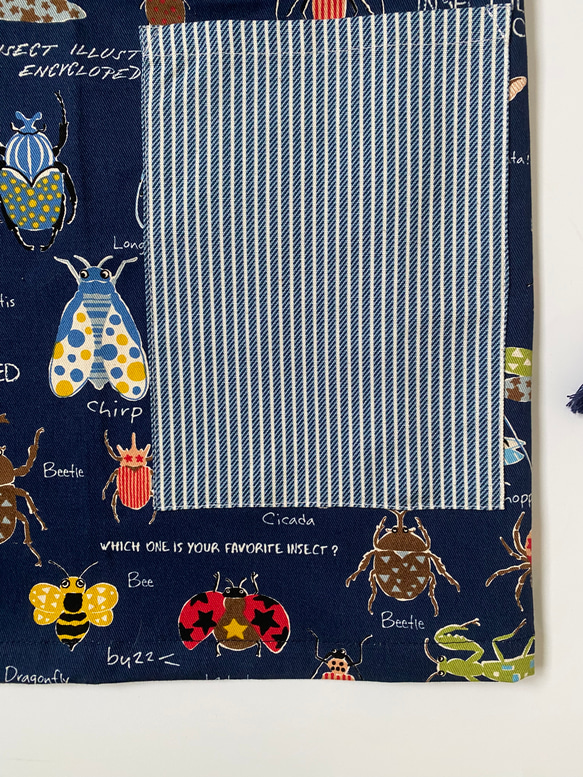 昆虫柄☆こどもエプロン100〜110サイズ、三角巾、巾着の3点セット 3枚目の画像