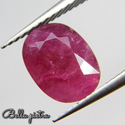 1.49ct★天然ルビー アフリカ産 コランダム ルース パープリッシュレッドルビー Ruby 裸石 宝石 天然石 9 4枚目の画像