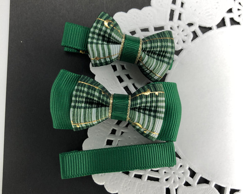 どちらかコメントお願いします！ハンドメイド♡チェックリボンポニークリップ b79ff30063c8d01765c06be27fb8fb