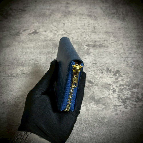 プエブロレザー ミニ財布 経年変化 本革 牛革 イタリアンレザー YKK