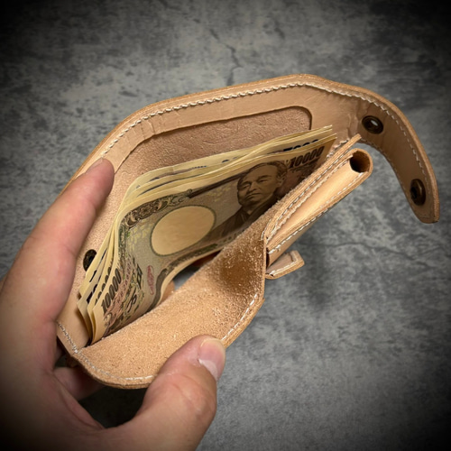 経年変化を楽しむ ミドルウォレット メンズ財布 二つ折り 財布 生成り
