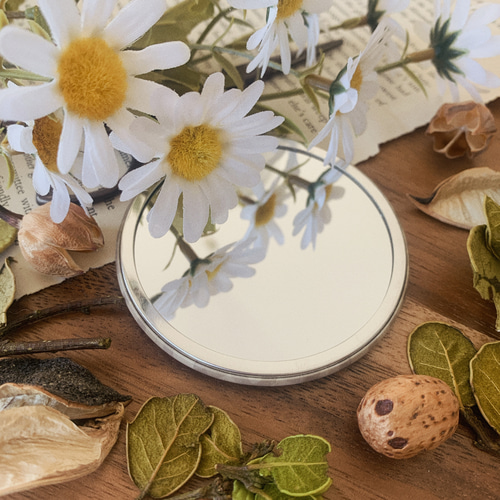 コンパクトミラー『秋のくま』 その他雑貨 ゆずはぴ 通販 16571091