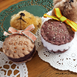 がらくたざっく★☆食欲の秋にぴったりな♪クリームサンドクッキーベアのキーチャーム★☆チョコ 2枚目の画像